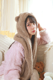 往下边塞东西PLAY